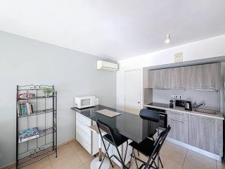 Studio avec Jardin et Parking Privé à La Ciotat - FR-1-770-61 - 7