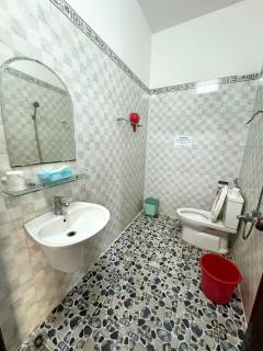 Nhà Nghỉ Hoàng Gia Phát - 4