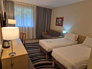 Novotel Manchester West - 2