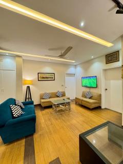 Staycation Homes- 3 Bedroom upper portion villa - Families only - 8