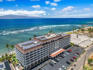 Lahaina Shores 215 · LS 215 Direct Beachfront Views Remodeled St - 2