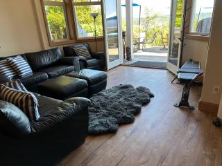 3 bed Lake Sammamish Waterfront + Peloton Bike - 9