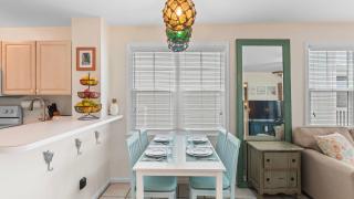 Coral Breeze by AvantStay Close to Beach w Balcony Shared Pool Month Long Stays Only - 6