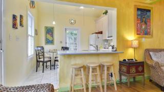 Key Lime Pie by AvantStay Ideal Location w Splash Pool Out Door Dining Month Long Stays Only - 8
