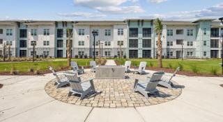 Landing Amazing 1BD Yoga Studio Gym - 2