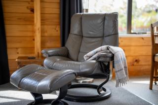 The Back Hut - Te Anau Holiday Home - 9