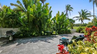 Place to Relax by AvantStay Shared Pool 3 Miles to Smathers Beach Month-Long Stays Only - 9