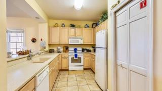 Place to Relax by AvantStay Shared Pool 3 Miles to Smathers Beach Month-Long Stays Only - 3