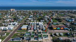 Huge Priv Rooftop w Ocean Glimpse View Pool Seaside Lookout by AvantStay - Port Aransas - 5