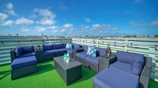 Huge Priv Rooftop w Ocean Glimpse View Pool Seaside Lookout by AvantStay - Port Aransas - 8