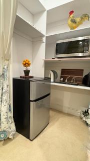 Spacious Guest Suite 5 Minutes to Princeton University with Free Parking - 3