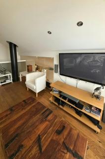 Modern Cabin With Panoramic Views In Aukland - 4