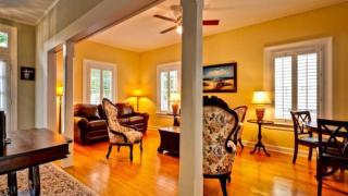 Casa de Rosalie by AvantStay Great Location w Pool BBQ Outdoor Dining Month Long Stays Only - 5