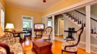 Casa de Rosalie by AvantStay Great Location w Pool BBQ Outdoor Dining Month Long Stays Only - 3