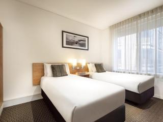 ibis Melbourne Hotel and Apartments - 1