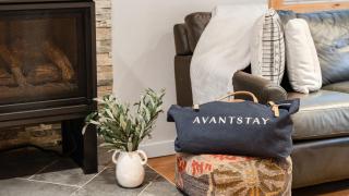 Sweet Pine Deck Hot Tub Cozy Modern Interior Close to Ski Resort - 2