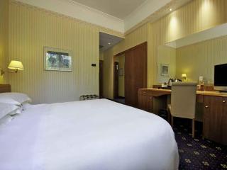 Mercure Reggio Emilia Centro Astoria - 1