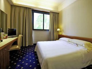 Mercure Reggio Emilia Centro Astoria - 2