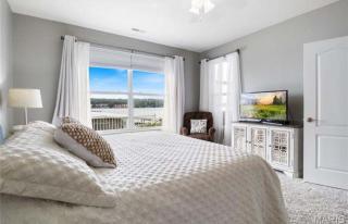 3BD 3BA Gated Condo LakeFront Lake Ozark, MO Isla Del Sol 4 M from Dam - 7