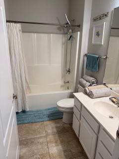 3BD 3BA Gated Condo LakeFront Lake Ozark, MO Isla Del Sol 4 M from Dam - 6