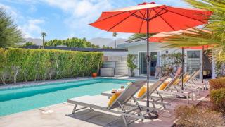 Lloyd by AvantStay Palm Spring Paradise w Pool Large Yard Table Tennis Permit3779 - 3
