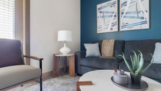 Landing Chic 1BD Clubhouse Gym - 8