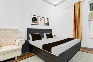 Collection O Vrindavan Yojna Lucknow Formerly Khushboo Palace - 4