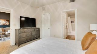 Landing Beautiful 1BD Gym - 1