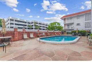 Beach Pool & Las Olas Getaway Fort Lauderdale - 9