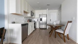 Landing Modern 1BD Clubhouse Pool - 1