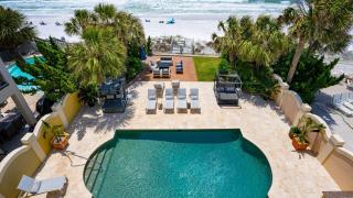 Promenade by AvantStay Beach Front Mansion w Breathtaking Views Pool - 7