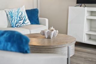 Luxury Beach Access - 1