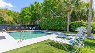 3800 Cameron Boulevard AvantStay Pool Ocean Views Deck - 3