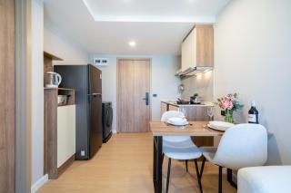 Brand new 1 BR apt 403 at Space Condo near Boat Avenue - 2