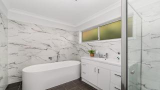 'Horizons On Heath' by HolidayCo - 6