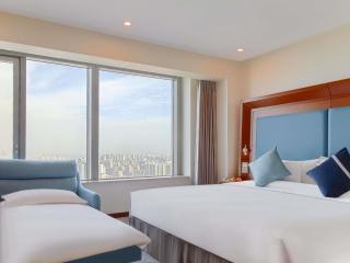 Novotel Atlantis Shanghai - Enjoy our great-valued breakfast in our rooftop revolving restaurant with a stunning river view & utilize our FREE self-serviced laundry - 2