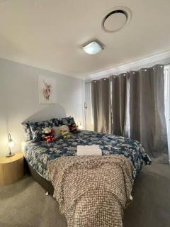 Executive family house w/ 5BR - 1