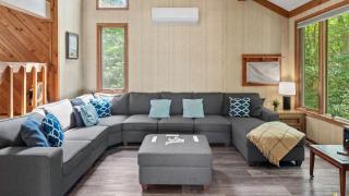 Harmony Ridge by AvantStay Fireplace Large Deck Forest Views - 6