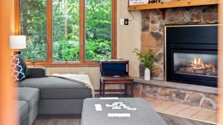 Harmony Ridge by AvantStay Fireplace Large Deck Forest Views - 3