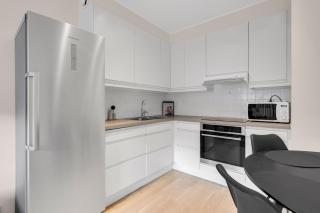 City apartment by Tromsøsundet - 6