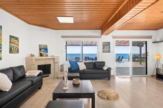 Shoreline Beach House - 9