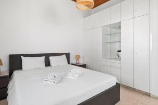 Shoreline Beach House - 3