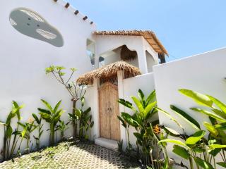 Villa Makuya - Rustic Mediterranean 2BR Villa in Uluwatu Center - 4