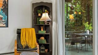 The Four Seasonal by AvantStay Hot Tub Spacious Deck Fire Pit - 1