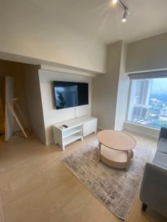 EDSA Heights Ama Tower Unit 3305 Loft Penthouse Unit - 5