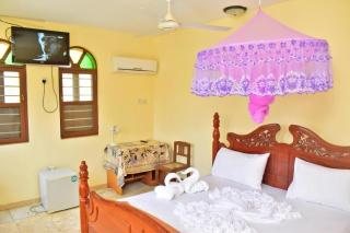 Funguni Palace Hotel - Zanzibar - 8