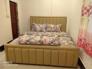 Rocky Jungle Bungalows - 1