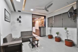 Hotel O Vatva Railway Station Formerly Anmol Palace - 7