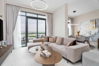 Elegant 3BR & City Skyline View Azizi Greenfield - 7