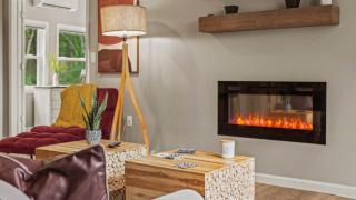 Inn the Poconos by AvantStay Private Lake Access Enclosed Hot Tub - 4